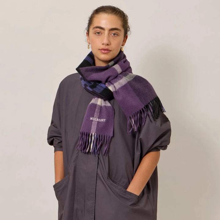 Mulberry Small Check Merino Wool Scarf -  Lilac & Amethyst – produktbillede 2