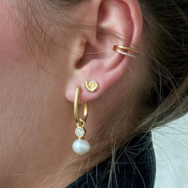 Alura Copenhagen Grace Ear Cuff – Forgyldt Ear Cuff med Zirkonia – produktbillede 2