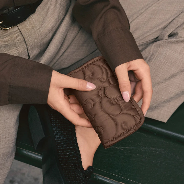 Maanesten Smykkeclutch Brown – Smykkepung til Rejsen – produktbillede 2