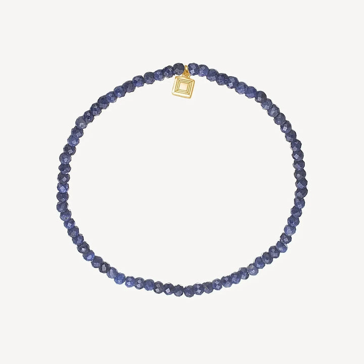 Carré Savannah Armbånd m. Safir – Guldbelagt – FB4541SA