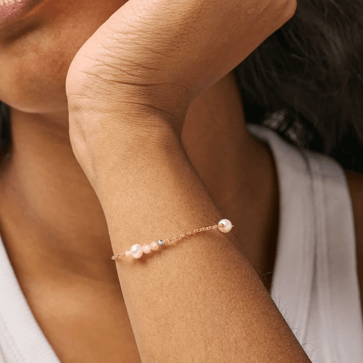 Enamel Sofia Bracelet - Armbånd Med Perler - B136GM-LightPink – produktbillede 2