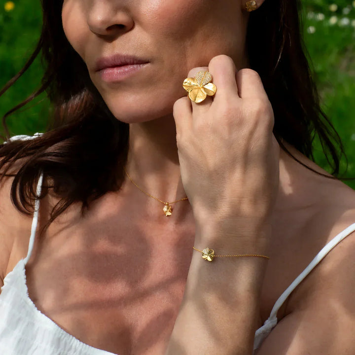 Flora Danica Firkløver Armbånd Pavé Forgyldt – produktbillede 2