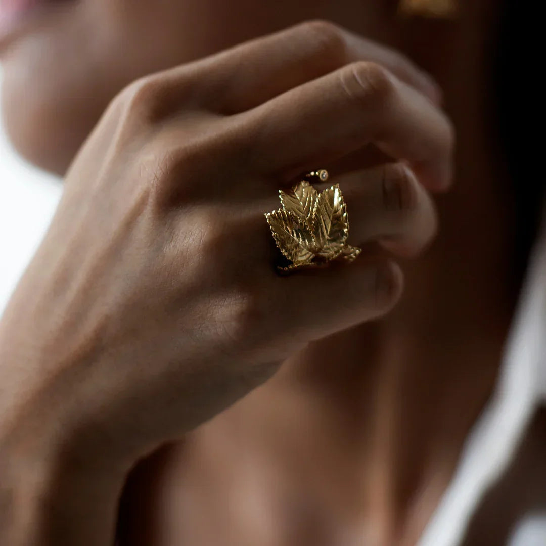 Flora Danica Rosenblad Statement Ring Med Diamant – ROS-StRi-G-001