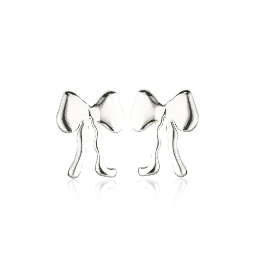 Jeberg Petite Bow Plain Stud I Sølv - Sløjfe Ørestikker – 52822