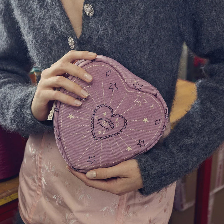 Maanesten Heart Makeup Taske Magical Purple – produktbillede 2