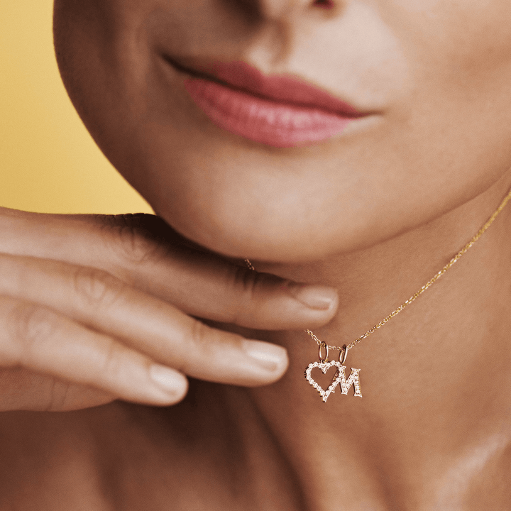 Mads Z Tender Love Bogstavs 14kt Guld Vedhæng m. Diamanter – produktbillede 2