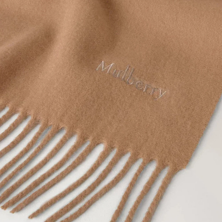 Mulberry Small Solid Merino Wool Scarf Camel – produktbillede 2
