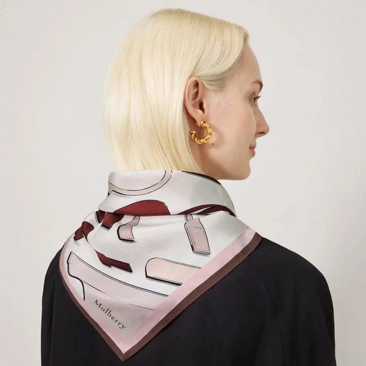 Mulberry Square Scarf - Bayswater Workshop Blossom Pink Silk Twill – produktbillede 2