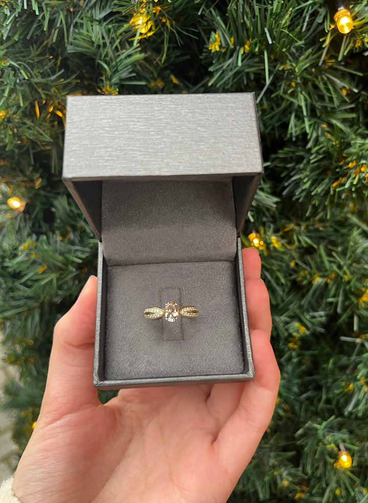 Nuran 14kt Silvia Ring 0.30ct W/Si – produktbillede 2