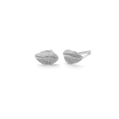 Pernille Corydon Elm Leaf Ørestikker I Sølv – E-329-S