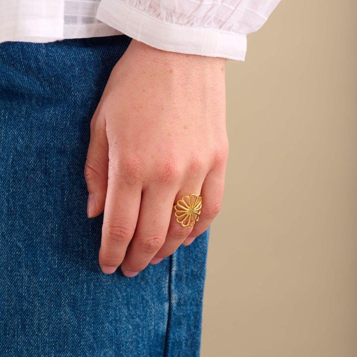 Pernille Corydon Large Bellis Forgyldt Ring – produktbillede 2