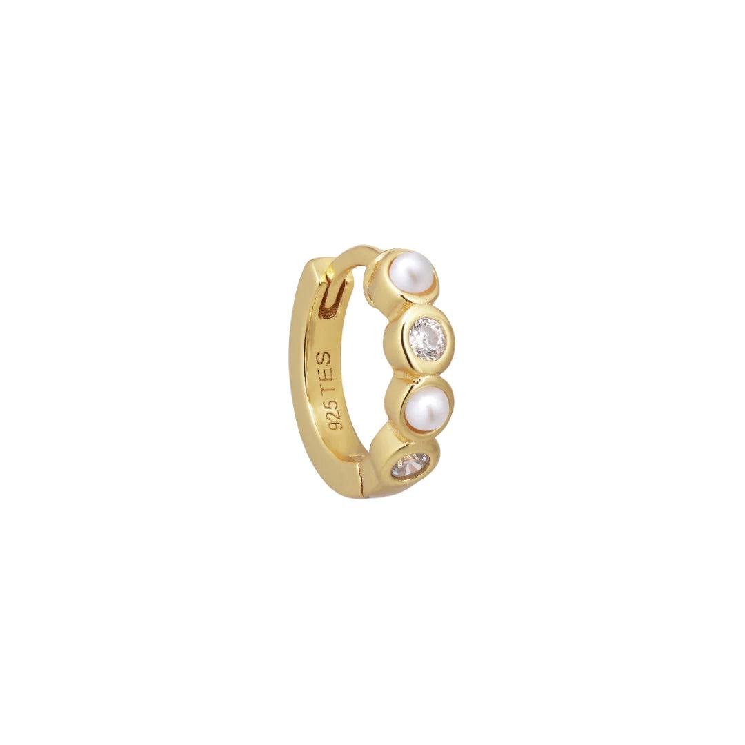 The Earring Shop Ellie Single Huggie Pearl/White – FW2308
