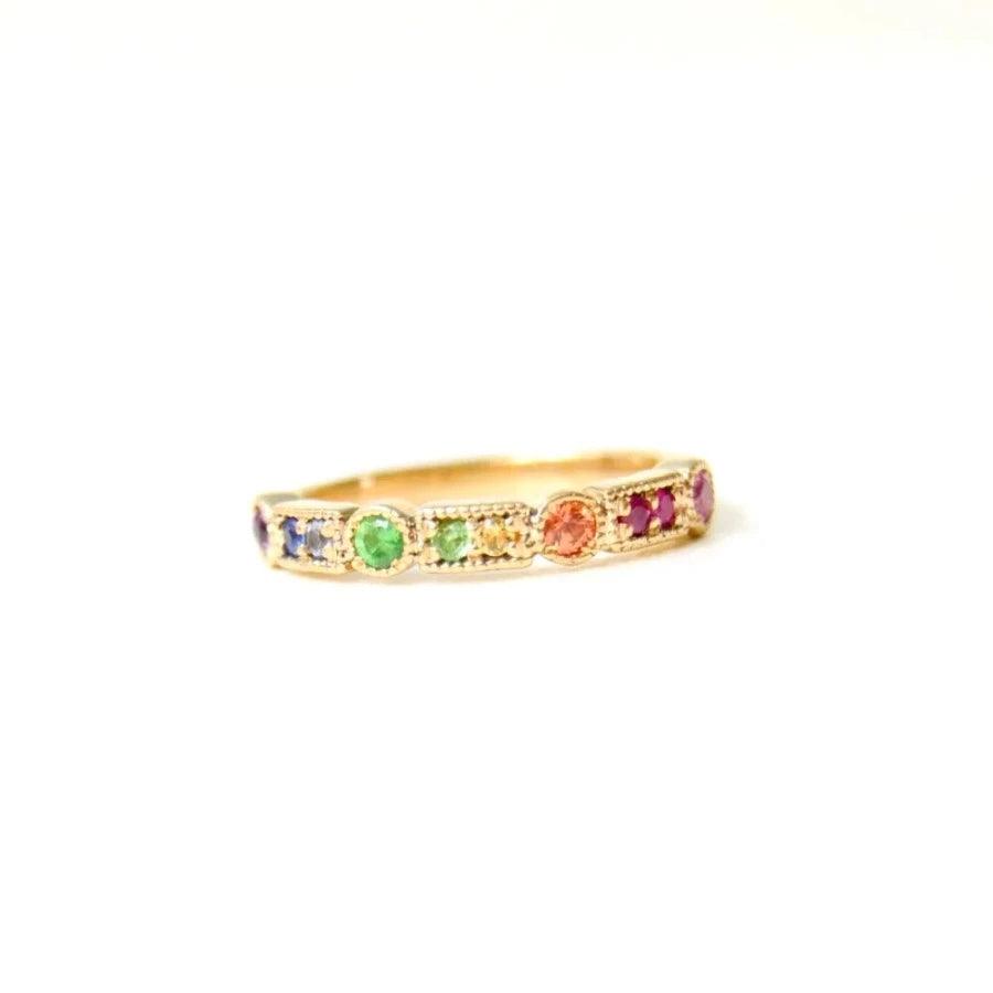 Anpé Atelier Trine Ji Ring Regnbue ring i 14 karat guld – 27-TrineJi-Regnbue-001