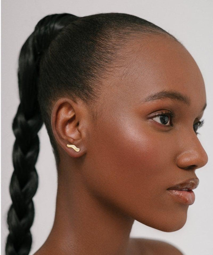 Herieth Paul x Polar Jewelry Utulivu Forgyldt 22kt Ørering – produktbillede 2