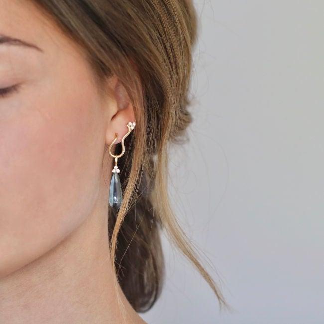 Ro Copenhagen 18kt Fryd Wave Diamant Ørestik Højre – produktbillede 2